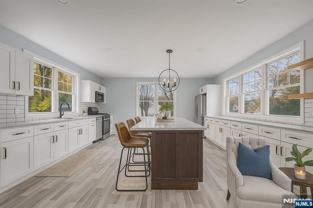 684 Closter Dock Road, Closter, NJ 07624