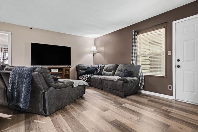 7337 Wollam Avenue, Reynoldsburg, OH 43068