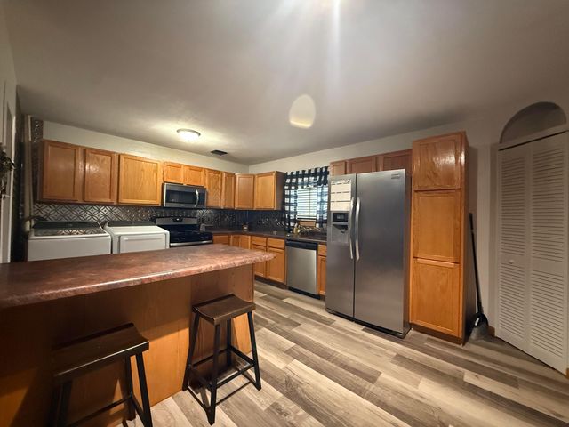 7337 Wollam Avenue, Reynoldsburg, OH 43068