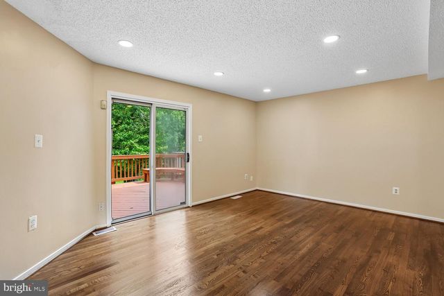 19322 LIBERTY HEIGHTS LN, Germantown, MD 20874