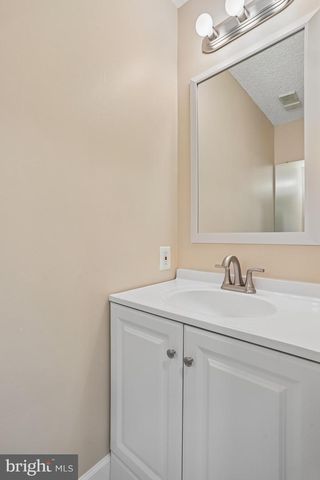 19322 LIBERTY HEIGHTS LN, Germantown, MD 20874