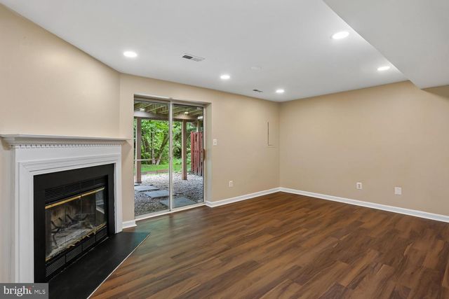 19322 LIBERTY HEIGHTS LN, Germantown, MD 20874