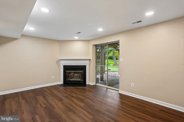 19322 LIBERTY HEIGHTS LN, Germantown, MD 20874
