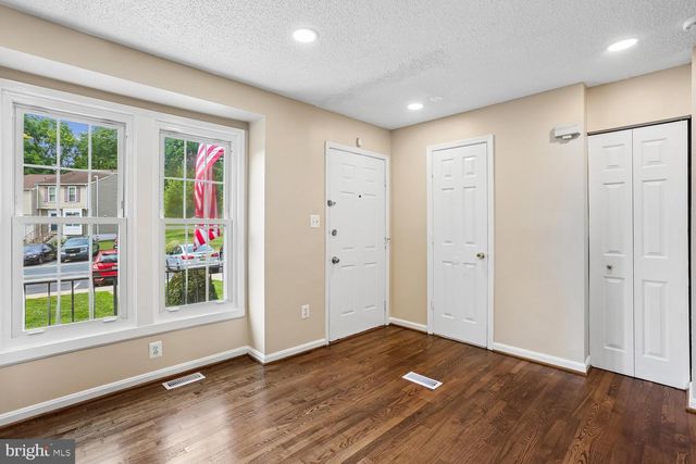 19322 LIBERTY HEIGHTS LN, Germantown, MD 20874