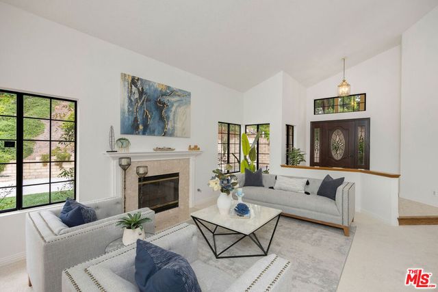 2736 Whitechapel Place, Thousand Oaks, CA 91362