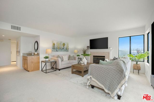 2736 Whitechapel Place, Thousand Oaks, CA 91362