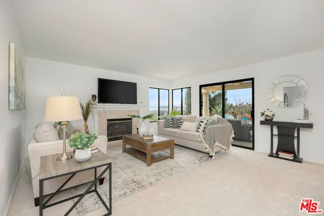 2736 Whitechapel Place, Thousand Oaks, CA 91362