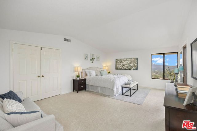 2736 Whitechapel Place, Thousand Oaks, CA 91362