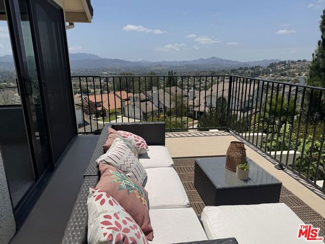 2736 Whitechapel Place, Thousand Oaks, CA 91362
