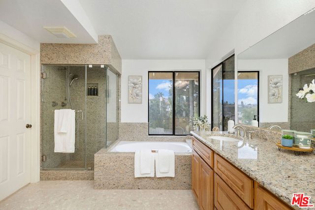 2736 Whitechapel Place, Thousand Oaks, CA 91362