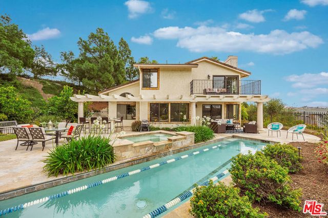 2736 Whitechapel Place, Thousand Oaks, CA 91362