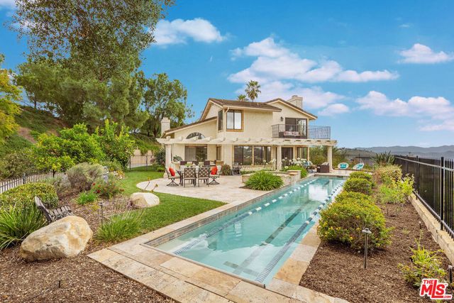 2736 Whitechapel Place, Thousand Oaks, CA 91362