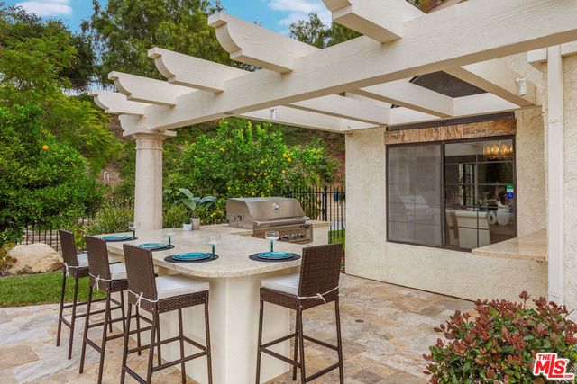 2736 Whitechapel Place, Thousand Oaks, CA 91362