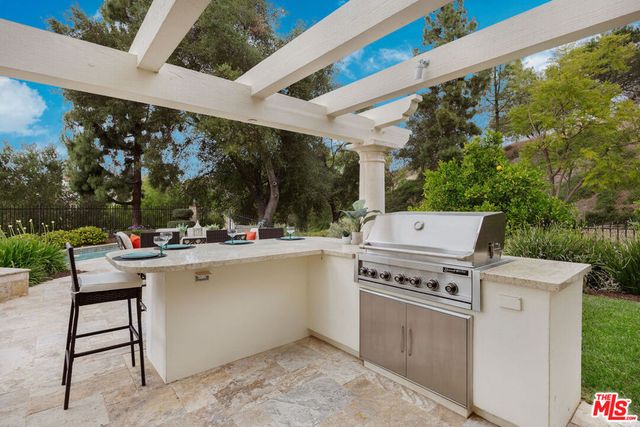 2736 Whitechapel Place, Thousand Oaks, CA 91362