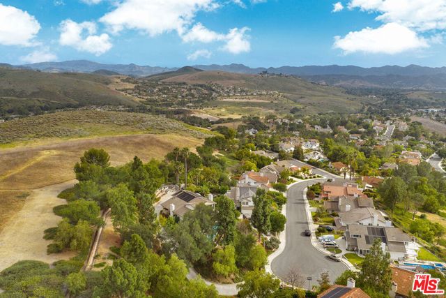 2736 Whitechapel Place, Thousand Oaks, CA 91362