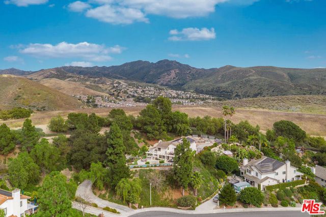 2736 Whitechapel Place, Thousand Oaks, CA 91362