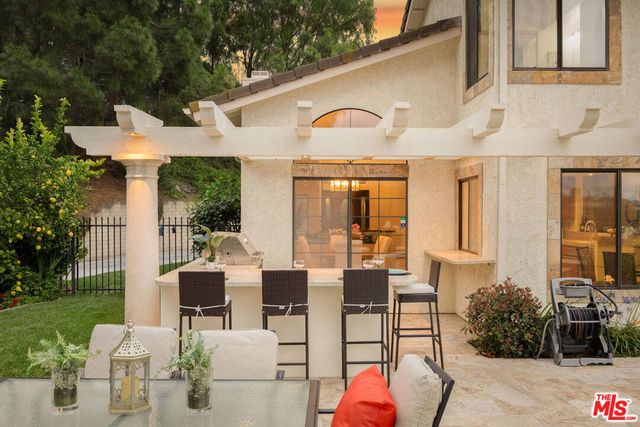 2736 Whitechapel Place, Thousand Oaks, CA 91362