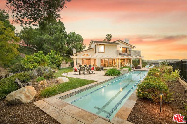 2736 Whitechapel Place, Thousand Oaks, CA 91362