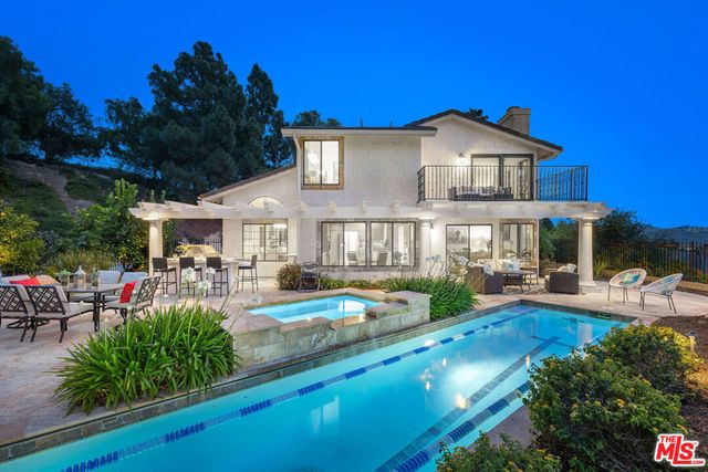 2736 Whitechapel Place, Thousand Oaks, CA 91362