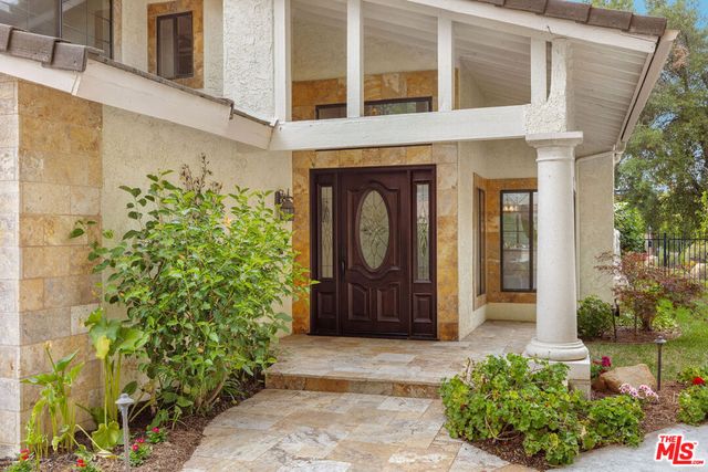 2736 Whitechapel Place, Thousand Oaks, CA 91362