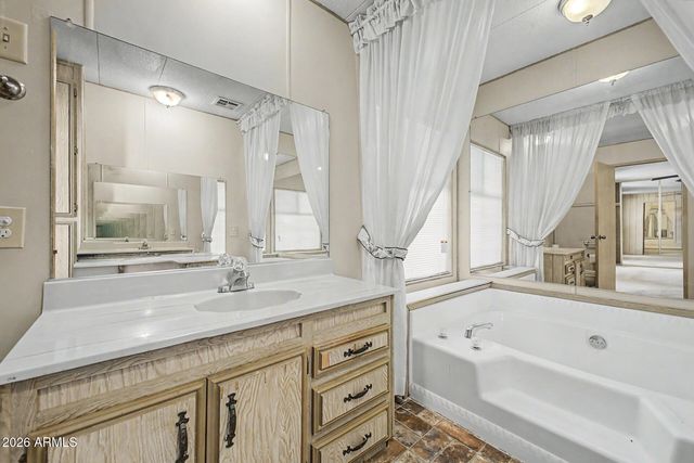 2650 W UNION HILLS Drive 319, Phoenix, AZ 85027