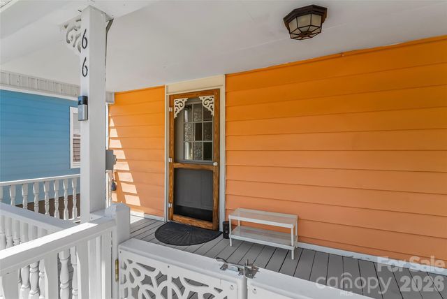 66 Adams Street, Asheville, NC 28801