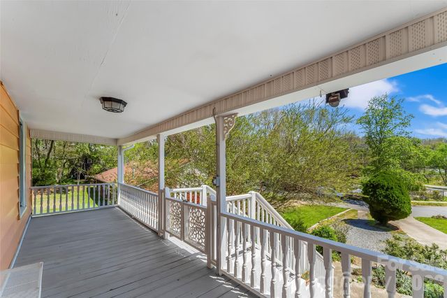 66 Adams Street, Asheville, NC 28801