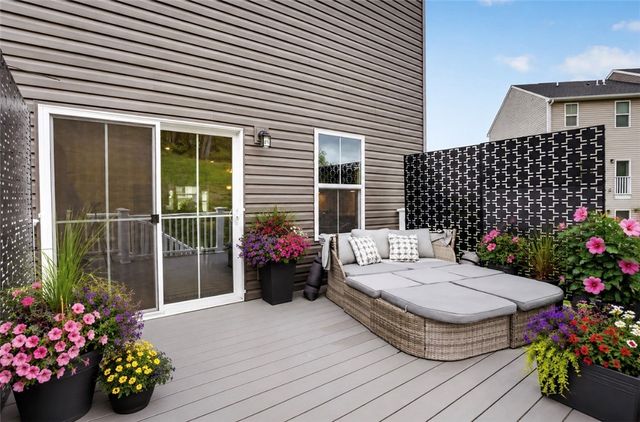 516 Dogwood Lane, Cecil, PA 15057