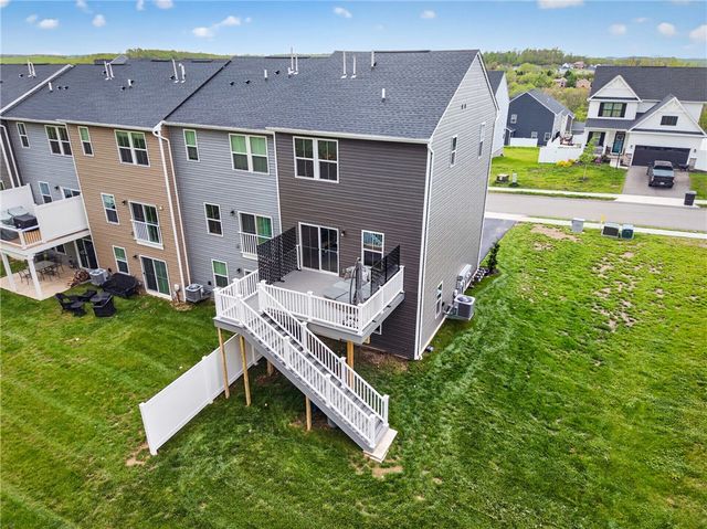 516 Dogwood Lane, Cecil, PA 15057