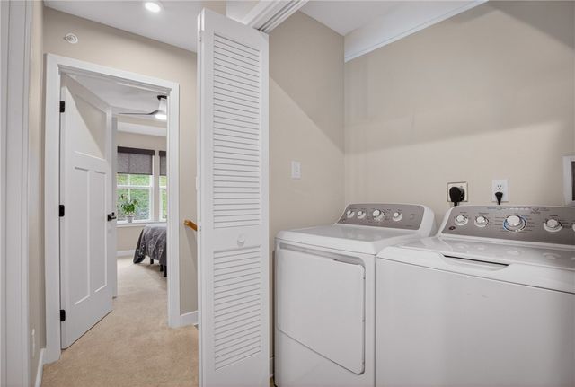 516 Dogwood Lane, Cecil, PA 15057