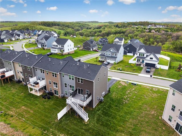 516 Dogwood Lane, Cecil, PA 15057