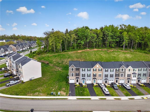 516 Dogwood Lane, Cecil, PA 15057