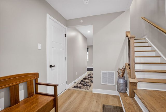 516 Dogwood Lane, Cecil, PA 15057