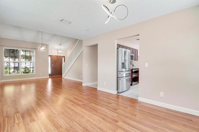 6461 Robinson Street, Jupiter, FL 33458