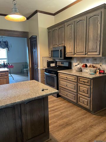 7425 Sullivan Rd, Greenwell Springs, LA 70739