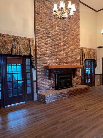 7425 Sullivan Rd, Greenwell Springs, LA 70739