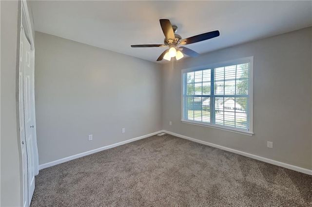 3059 Vineyard Way SE, Smyrna, GA 30082