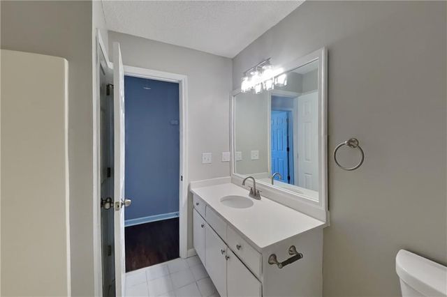 3059 Vineyard Way SE, Smyrna, GA 30082
