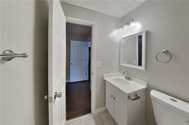 3059 Vineyard Way SE, Smyrna, GA 30082