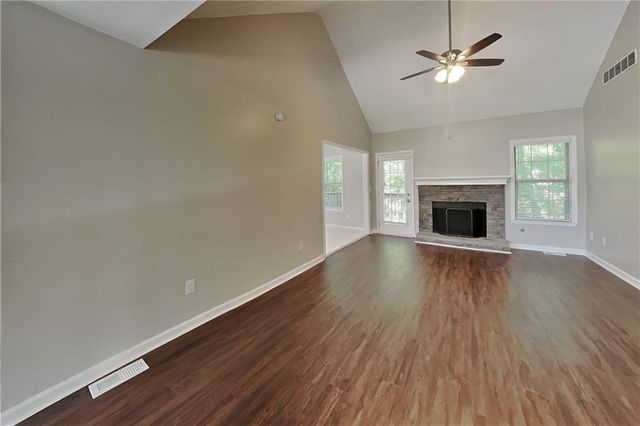 3059 Vineyard Way SE, Smyrna, GA 30082