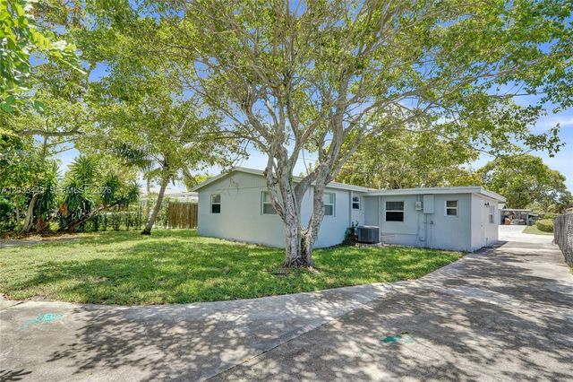 307 NW 11th Avenue, Delray Beach, FL 33444