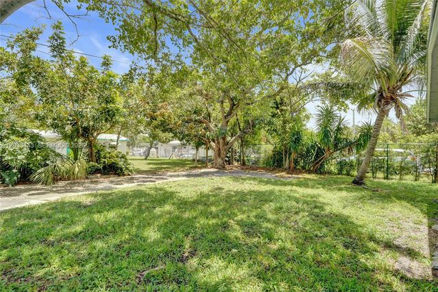 307 NW 11th Avenue, Delray Beach, FL 33444