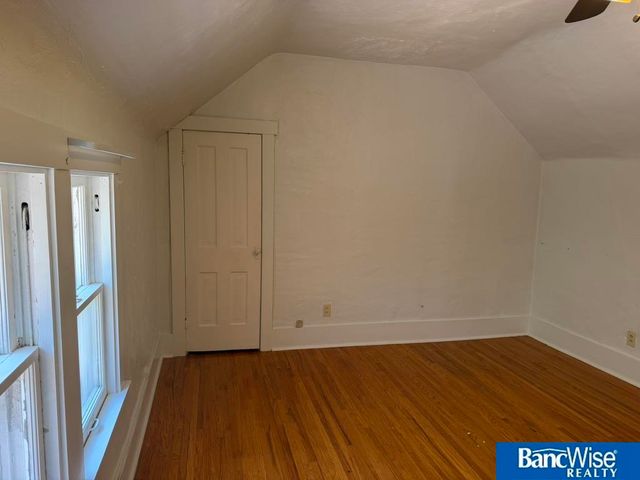 211 S 29th Street, Lincoln, NE 68510