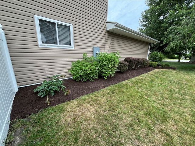 4171 Linden Circle, North Olmsted, OH 44070