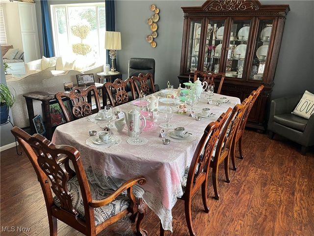 4171 Linden Circle, North Olmsted, OH 44070