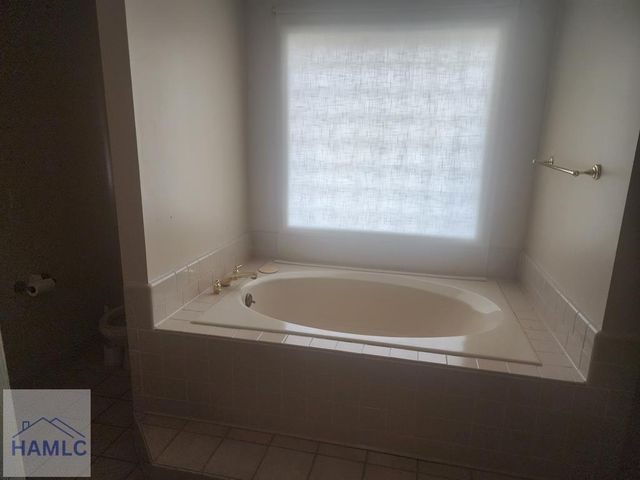 828 Jacks Hill Road, Hinesville, GA 31313