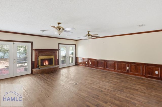 828 Jacks Hill Road, Hinesville, GA 31313