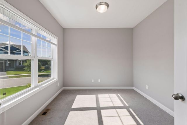 1590 Hackamore Drive, Victoria, MN 55386