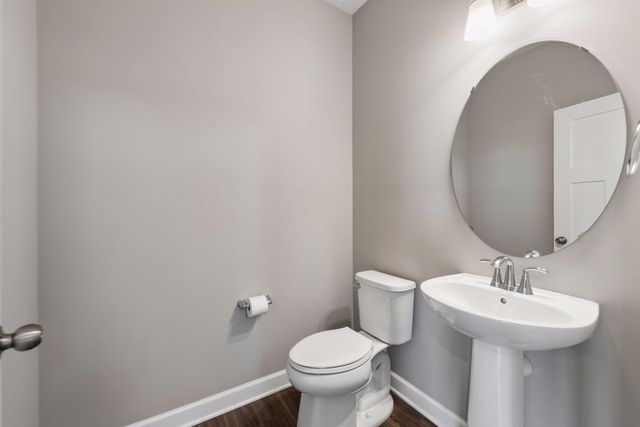 1590 Hackamore Drive, Victoria, MN 55386
