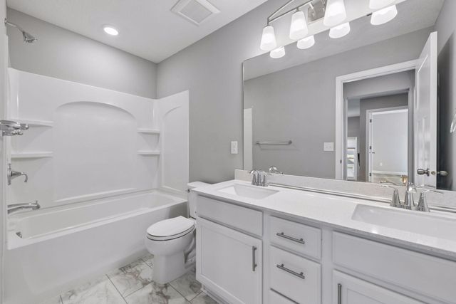1590 Hackamore Drive, Victoria, MN 55386